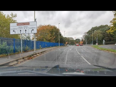 Queens Roundabout, Lynchford Rd 2nd Exit to Government House Rd. Farnborough Driving Test Route Help