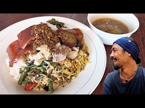 【バリ島ワルン情報 / 100】レギャン地区バビ・グリンのお店『Warung Babi Guling Ibu Suka』