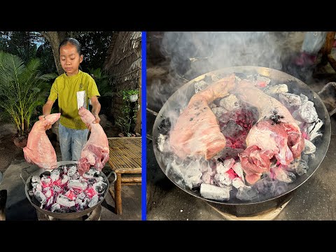 Samrt girl Pich cook pork legs with country style - Cooking with Sreypich