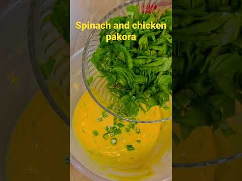 Spinach palak and chicken pakoras #youtubeshorts #recipe #ramadanspecial #viral