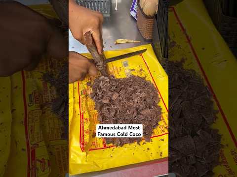 Ahmedabad’s Most Famous Cold Coco  #coldcoco #ahmedabadfood #streetfood #shortvideos #shorts #short