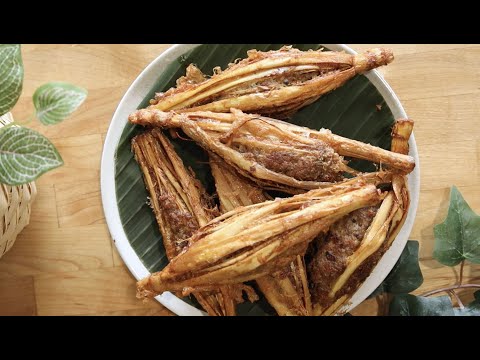 How to make Lao Stuffed Lemongrass (Oua Si Khai) | ASMR Cooking