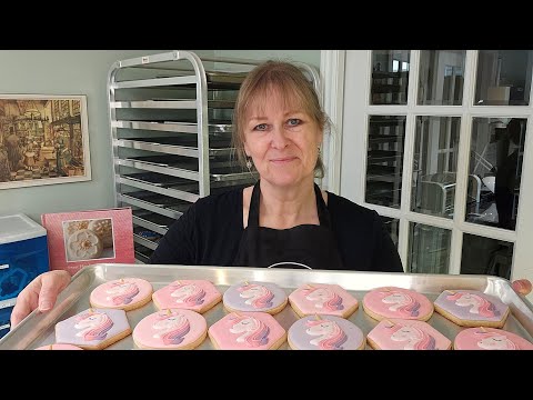 A Great Alternative to More Stuff!  Edible Unicorn Cookies for a Fun Birthday Loot Bag Option #asmr