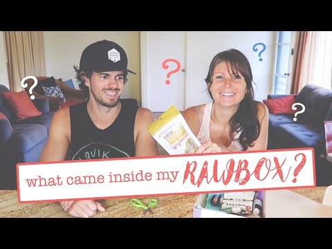 I HAD NO IDEA WHAT WOULD BE IN MY BOX! // DREW TASTE TESTS MY RAWBOX