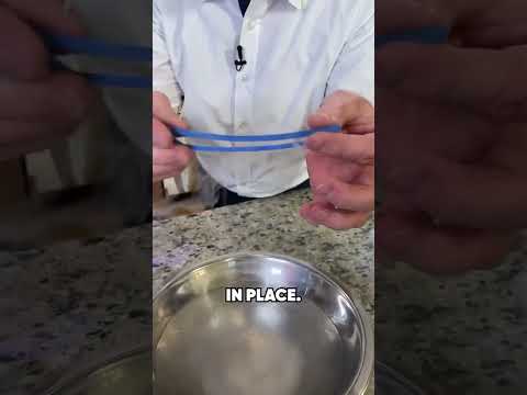 Putting A Rubber Band in Liquid Nitrogen...