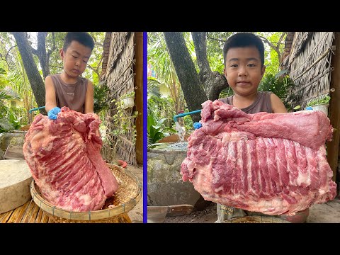 Delicious BBQ pork ribs cook for family - Chef Seyhak