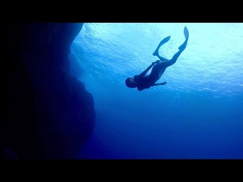 Freediving - Giant Drop-off! September 2016, Hachijo Island