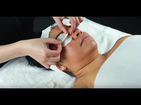 HydroPeptide Eye and Lip Cleansing Technique