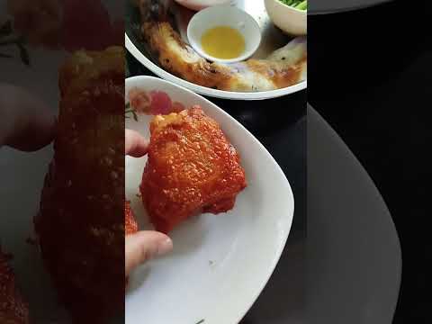 Kain tayo inihaw na talong at fried chicken #shortviral #food #inihawnatalong #friedchicken