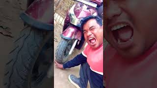 Hath bike ke niche #comedy #cutebaby #cute #baby #shortviralvideo #funny #couple #couplecomedy