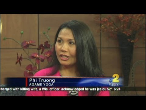 Phi Truong on WBRZ's Tune-In show. (12/28/12)