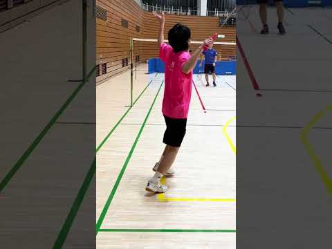 練習してたらラケット吹っ飛ばしたwww #龍羽団 #badminton #バドミントン