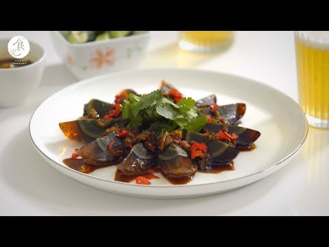 蒜蓉皮蛋｜  Century Egg with Mashed Garlic｜台灣料理食譜｜C2食光｜4K [Eng Sub]