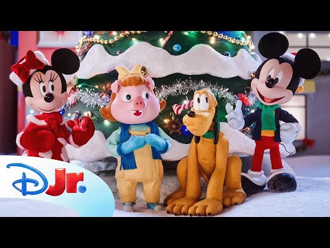 Mickey & Minnie's Christmas Carols | We Wish You a Merry Christmas | Christmas Shorts | @disneyjr