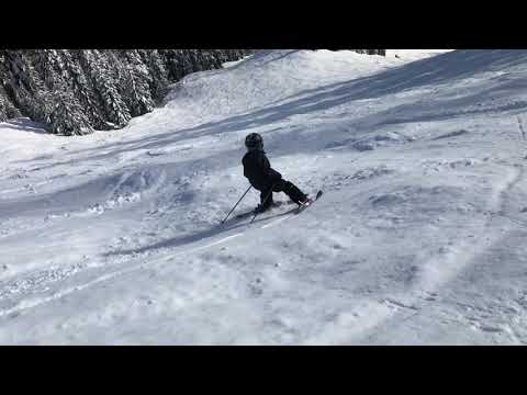 fresh tracks at snoqualmie // 2018.02.19