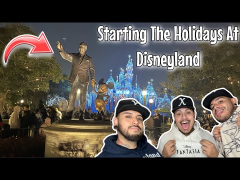 ✨Celebrating The Holidays With My Boyfriends At Disneyland ✨ #Polyamorous #disneyland #Christmas