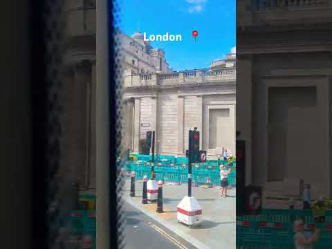 London street in September 2023 #london #instagram #trending #viral #indiatoeurope #europe #shorts