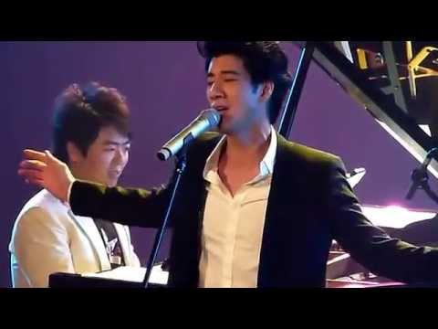 大城小爱 (unplugged) - Lang Lang (pianist) + LeeHom