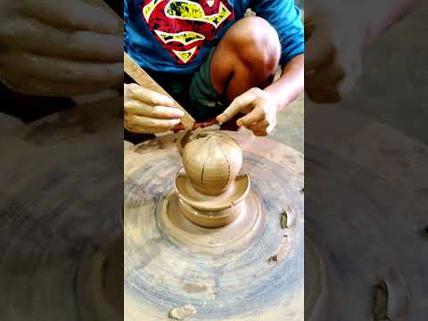 Pottery on wheel, mitti ke bartan, #gaming #art #shortfeed #potterygirl