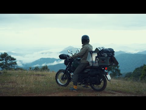 Camping With Cats and Kitty | Motocamping Yamaha Pg1