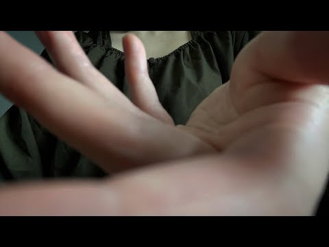 ASMR カメラに近めのハンドムーブメント&色々なおもちゃの音  [Hand Movements/画面暗め/ネイルタッピング/Nail Tapping Sounds/バイノーラル/睡眠誘導/睡眠導入]