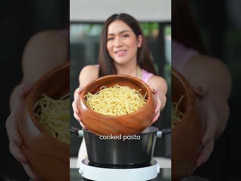 #TwelveTastesOfChristmas EP 11 | Cheesy Meaty Pinoy-Style Spaghetti | #AngelineQuinto