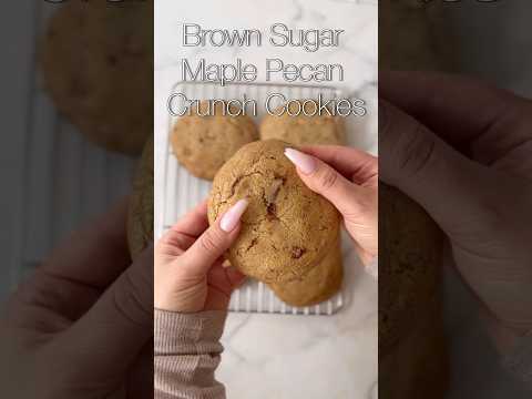 Brown Sugar Maple Pecan Crunch Cookies