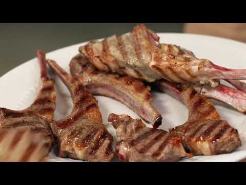 Grilled Lamb Chops with Cherubs® Spinach Salad