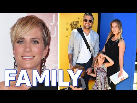 Kristen Wiig Family & Biography