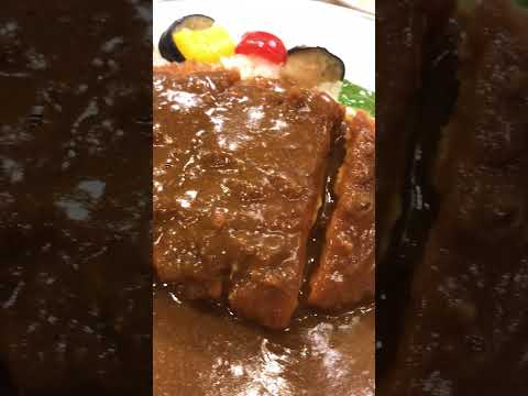 とんかつの衣が細かい欧風カレーライス