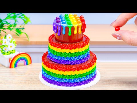 Miniature Rainbow Buttercream Decorating | Beautiful Melting Rainbow Cake Recipe with Lotus Cakes