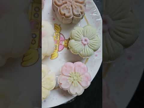 What amazing snowy mooncake，祝大家中秋節快樂❤️