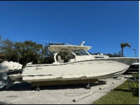 2020  Scout 355 LXF For Sale at MarineMax Stuart