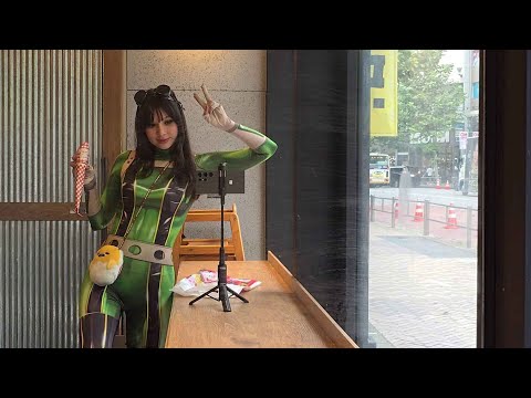 Froppy MHA Cosplay in Japan IRL Stream