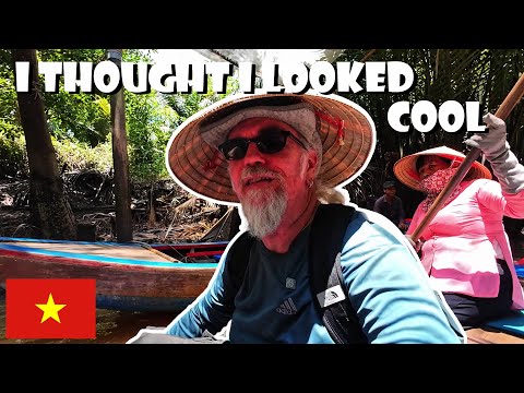 Vlog - E199- "What''s On Unicorn Island?? "🇻🇳 Saigon