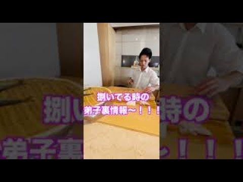 弟子が鮎を１分で捌く！！！　#shorts