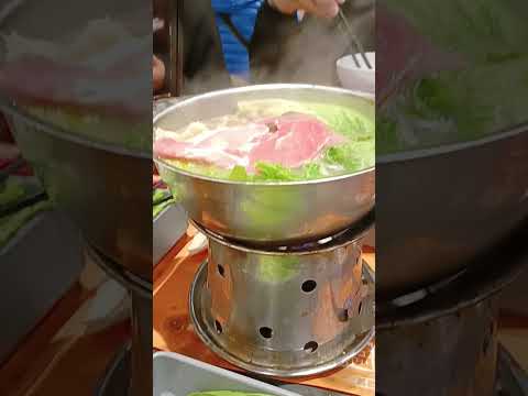 #hotpot #shortsviral #shortvideo #ytshorts #shortsvideo #asmr #yummy #ytshorts