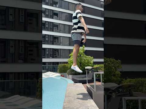 Ankle Breaker Final boss 2 😵 #fingerboard #funnyshorts #techdeck