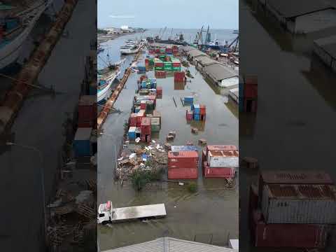 #banjirrob #pelabuhansundakelapa #jakarta #indonesia #indonesiamaju