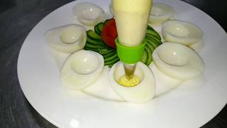 HOW TO MAKE DEVILED EGGS