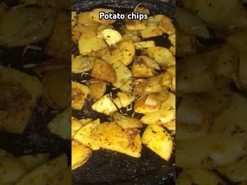 Potato chips#aloochips#aloorecipe#food#foodies#asmrfood#shorts#cooking#delicious#tastyfood#tasty