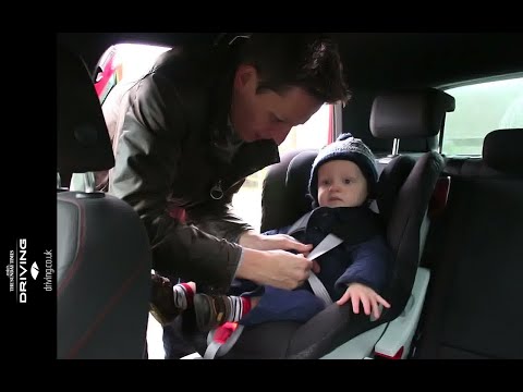 Britax King II ATS: the child car seat with electronic harness tension sensor