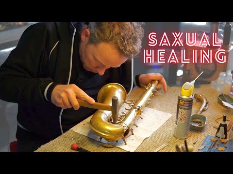 This crooked saxophone from 1952 gets an Extreme Makeover