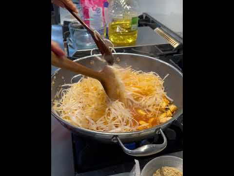 AUTHENTIC PAD THAI RECIPE