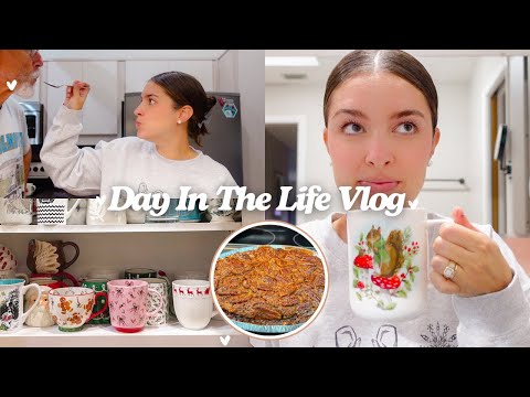 DAY IN THE LIFE | Comfort Days, Baking Grandmas Pecan Pie, Organizing Mug Collection