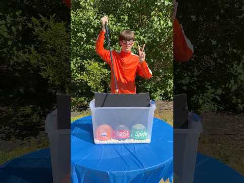 Soda Balloons vs Mentos