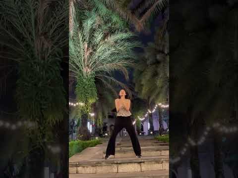 [BOUNCE WHEN SHE WALK] - OhBoyPrince #layla #short #bouncewhenshewalk #dance #fyp #trending #night