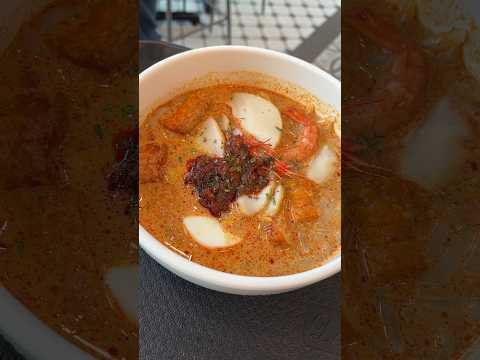 Prawn Noodles (Soup & Dry), Laksa & Hokkien Mee #prawns #singaporefood #singapore #foodtrip