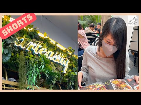 Trying "Arteastiq" from Jewel Changi Airport! |尝尝星耀樟宜的咖啡厅 #shorts #foodshorts