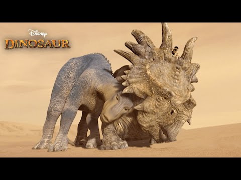 Atravesando el Desierto - Dinosaurio (Español Latino) HD